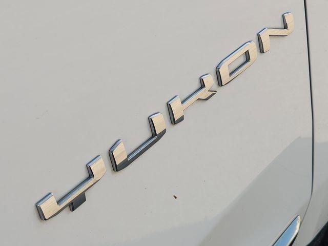 used 2023 GMC Yukon XL car, priced at $53,098