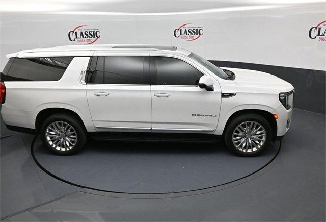 used 2023 GMC Yukon XL car, priced at $60,405