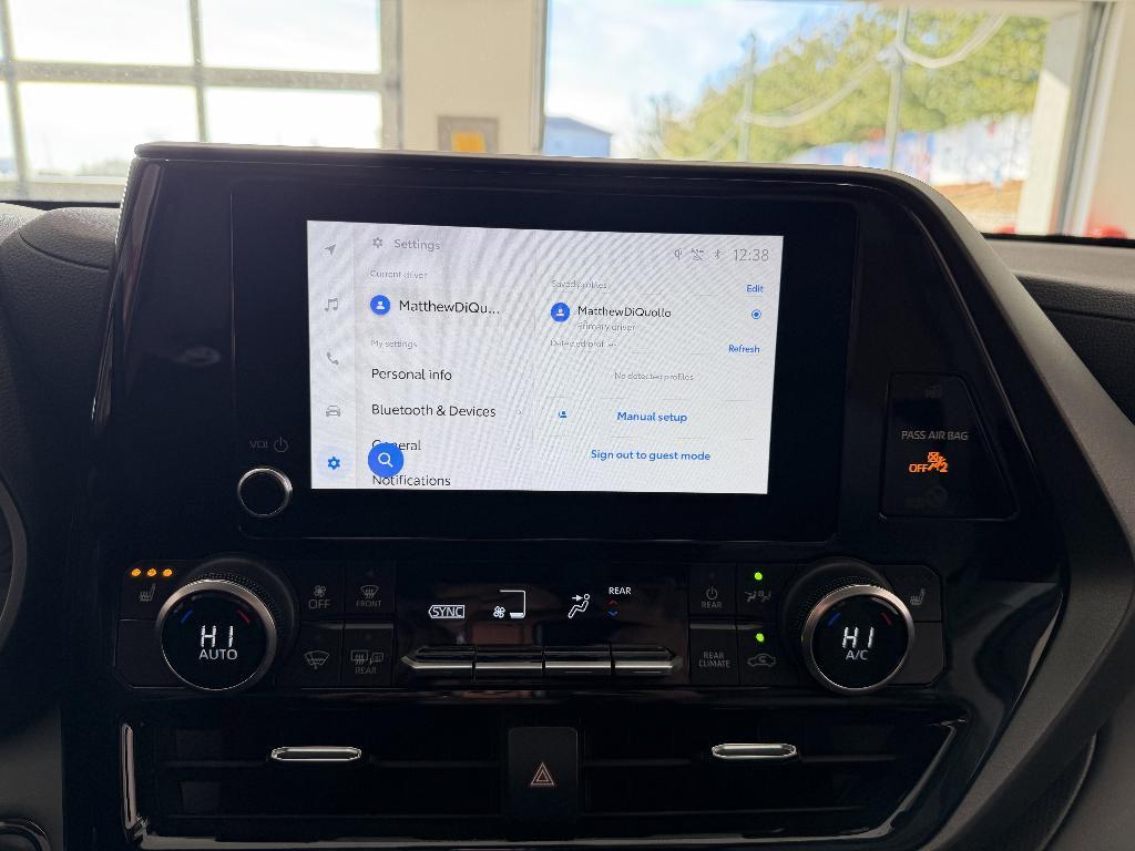 used 2023 Toyota Highlander car, priced at $33,995