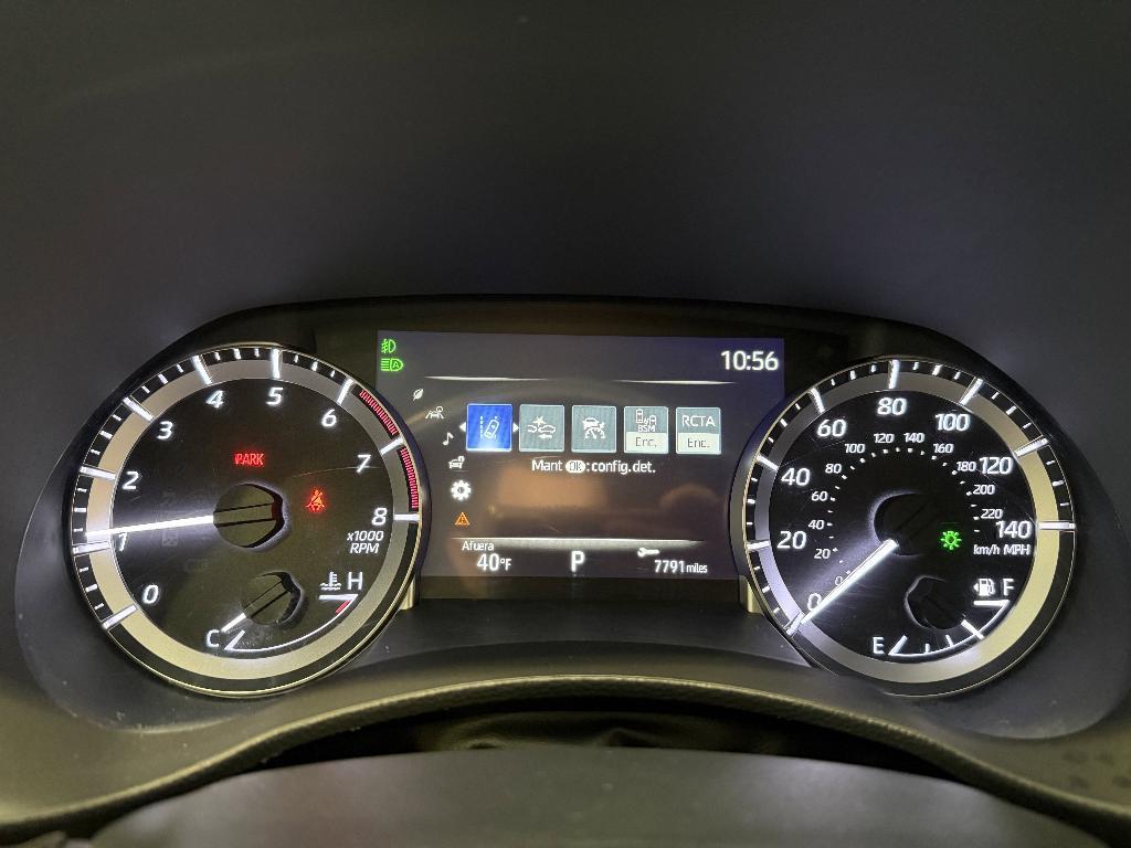 used 2023 Toyota Highlander car, priced at $35,995