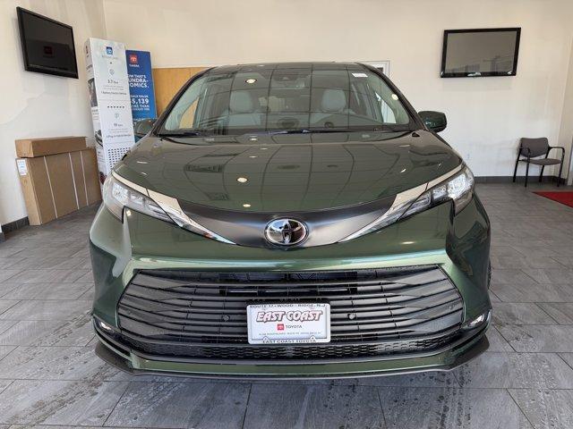 new 2026 Toyota Sienna car, priced at $47,715