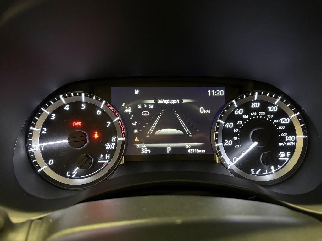 used 2023 Toyota Highlander car, priced at $36,995