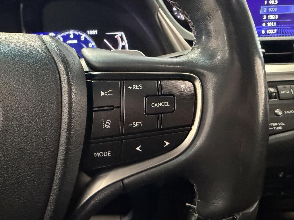 used 2019 Lexus ES 350 car, priced at $24,995