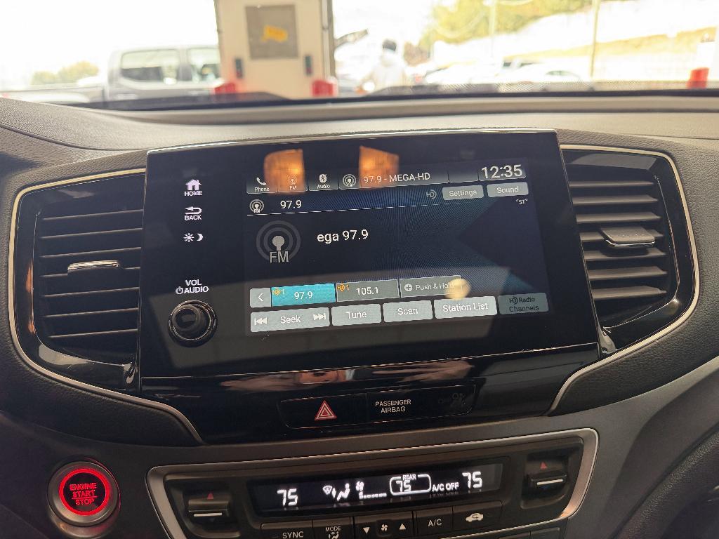 used 2022 Honda Passport car, priced at $28,995