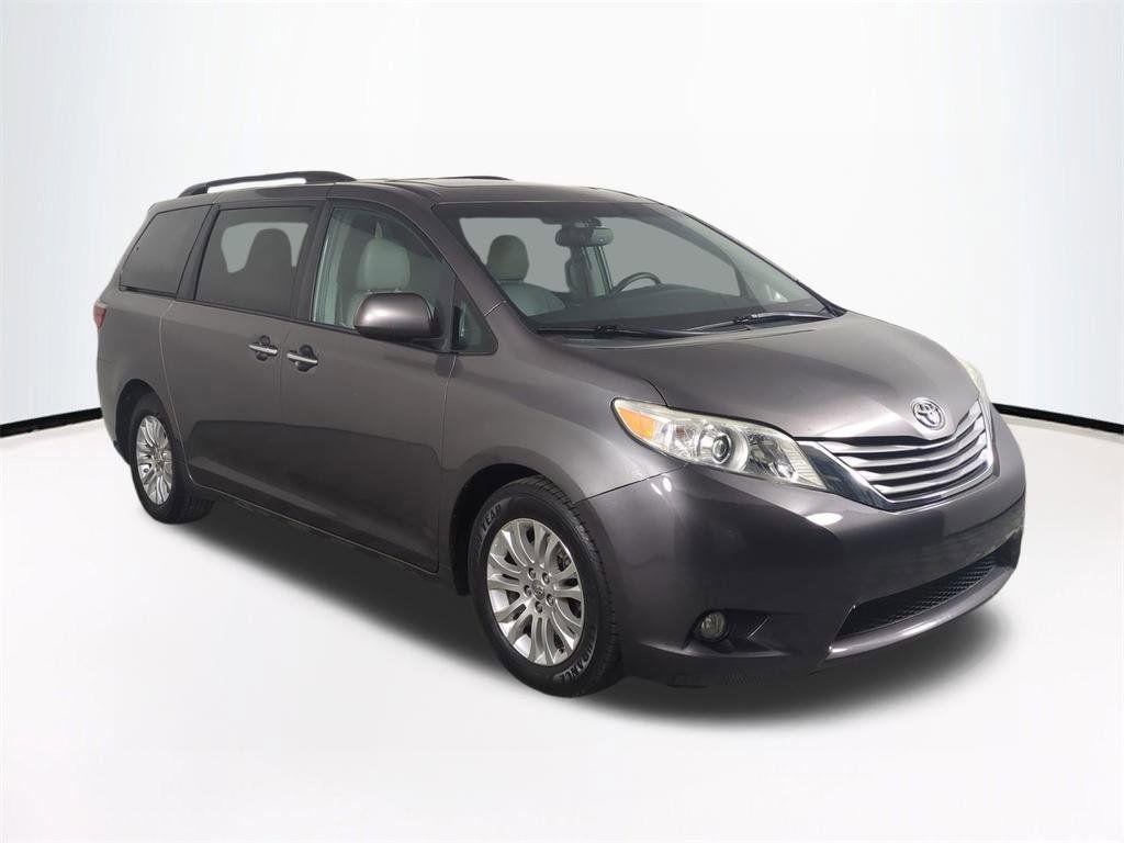 used 2016 Toyota Sienna car, priced at $14,494
