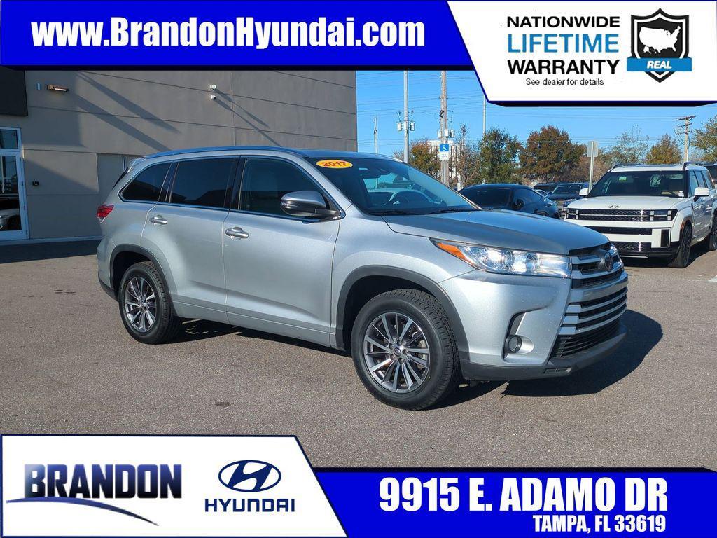 used 2017 Toyota Highlander car, priced at $19,172