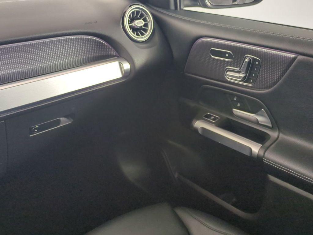 used 2020 Mercedes-Benz GLB 250 car, priced at $19,186