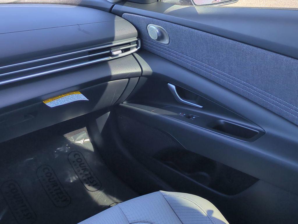 new 2026 Hyundai ELANTRA HEV car, priced at $30,332