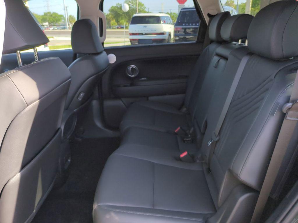 new 2026 Hyundai Palisade Hybrid car, priced at $44,258