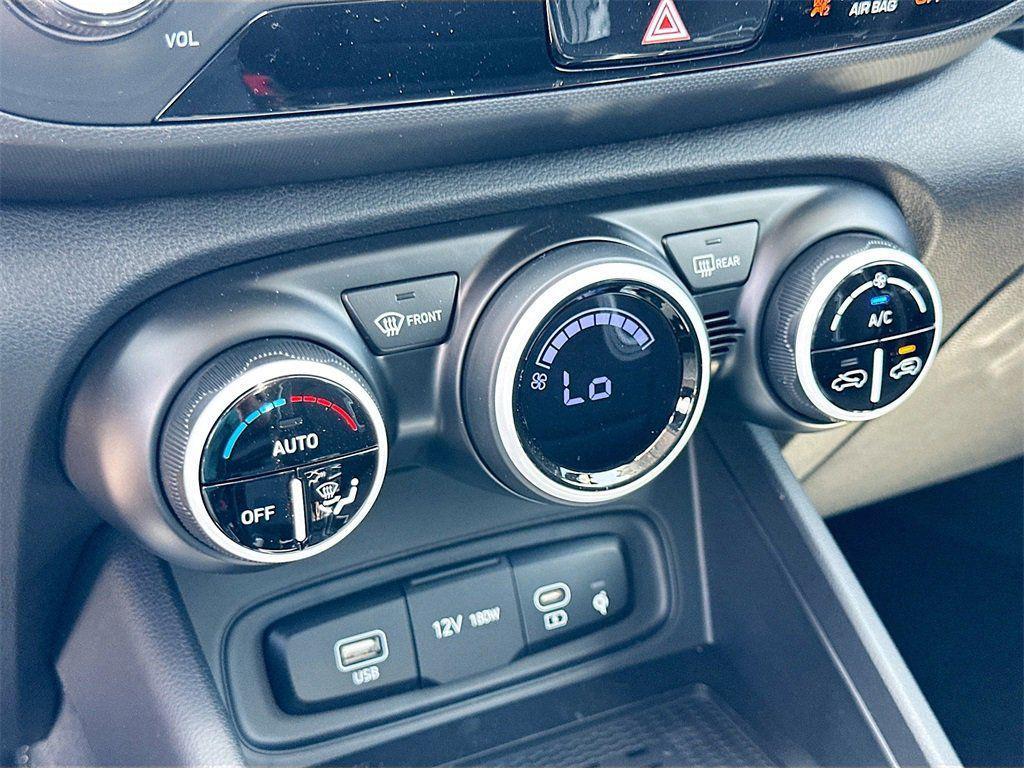 new 2025 Hyundai Venue car, priced at $22,045