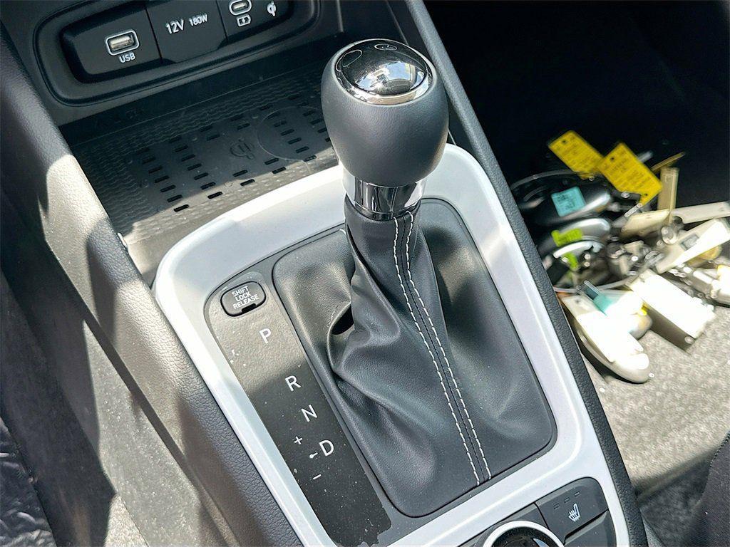 new 2025 Hyundai Venue car, priced at $22,045