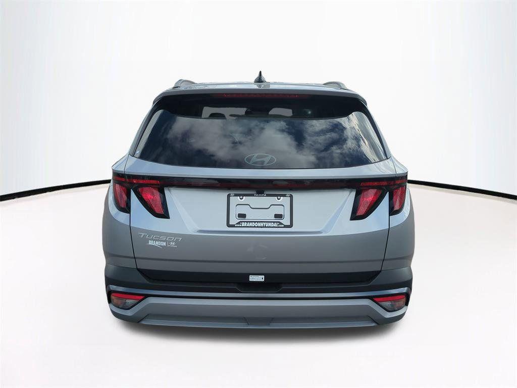 new 2026 Hyundai Tucson car, priced at $31,996