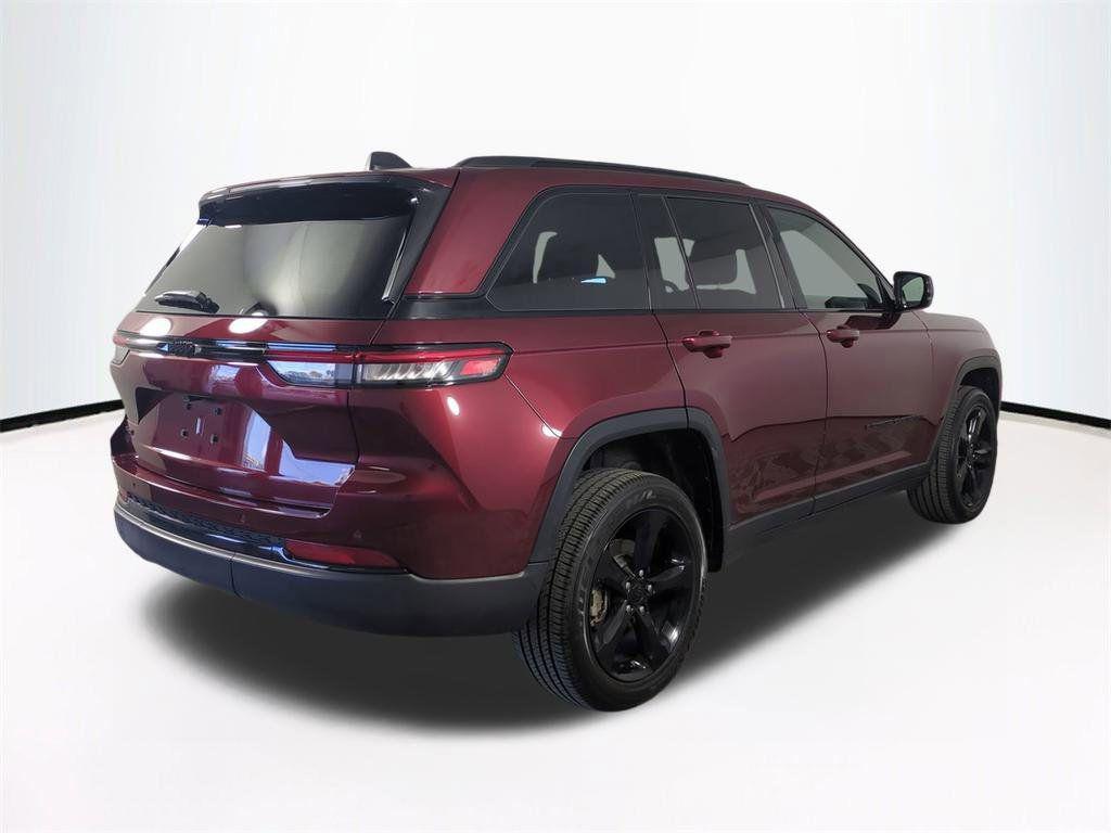 used 2024 Jeep Grand Cherokee car, priced at $30,520