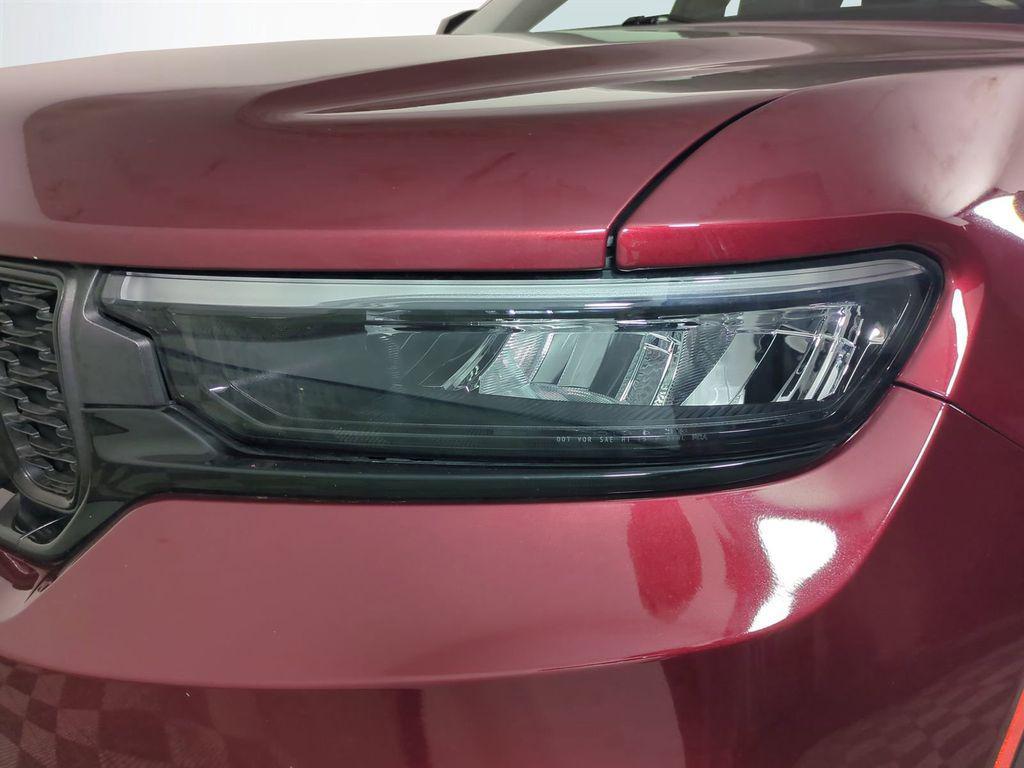 used 2024 Jeep Grand Cherokee car, priced at $30,520