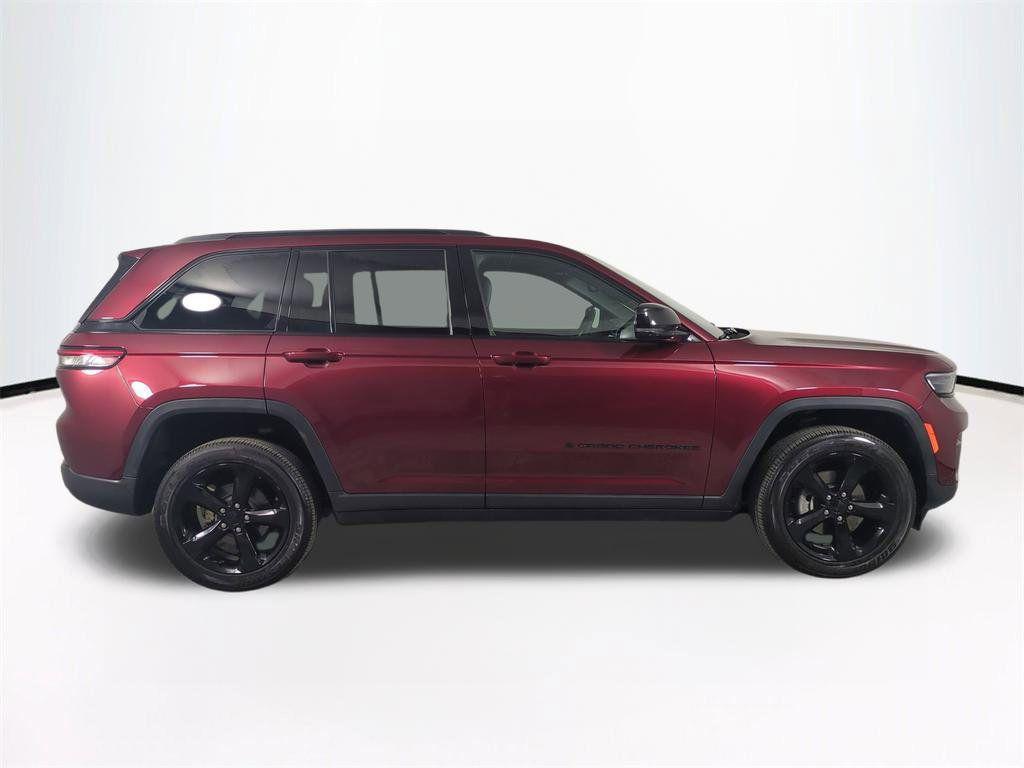 used 2024 Jeep Grand Cherokee car, priced at $30,520
