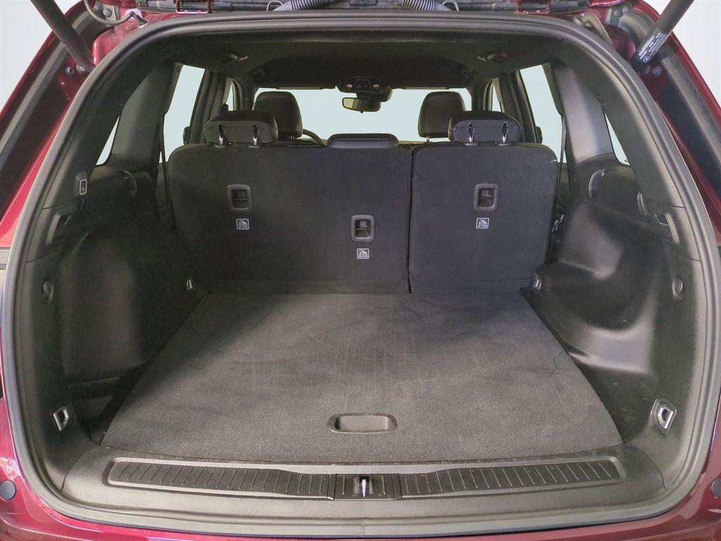 used 2024 Jeep Grand Cherokee car, priced at $30,520