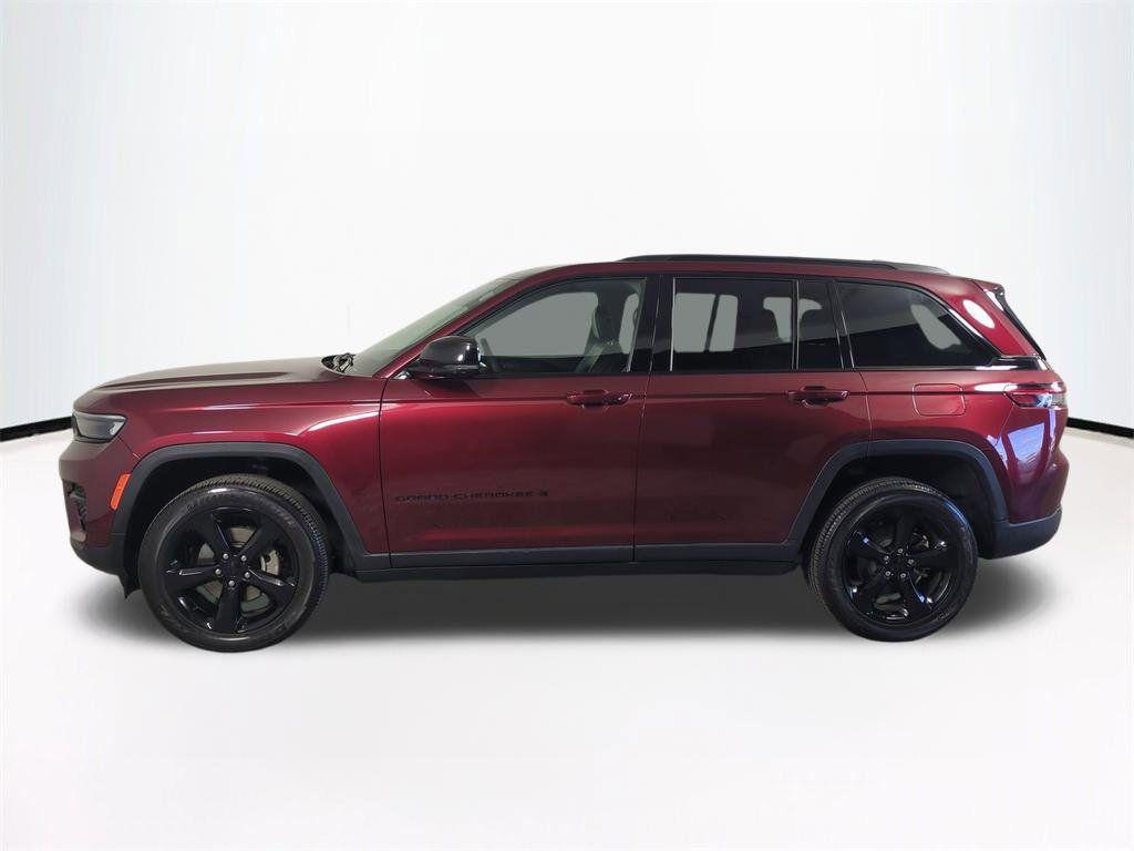 used 2024 Jeep Grand Cherokee car, priced at $30,520