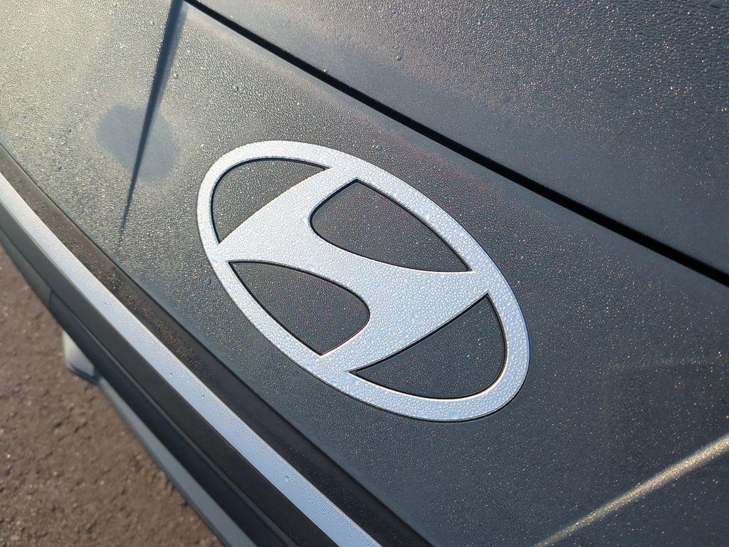 new 2026 Hyundai ELANTRA HEV car, priced at $27,896