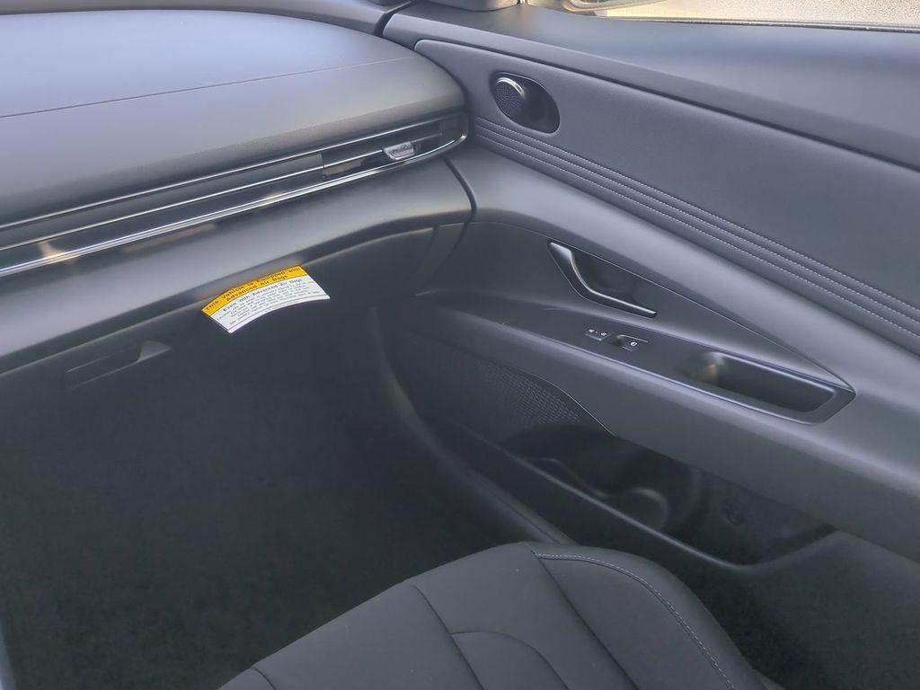 new 2026 Hyundai ELANTRA HEV car, priced at $27,896