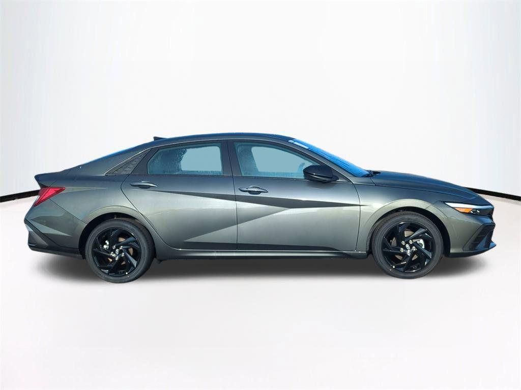 new 2026 Hyundai ELANTRA HEV car, priced at $27,896