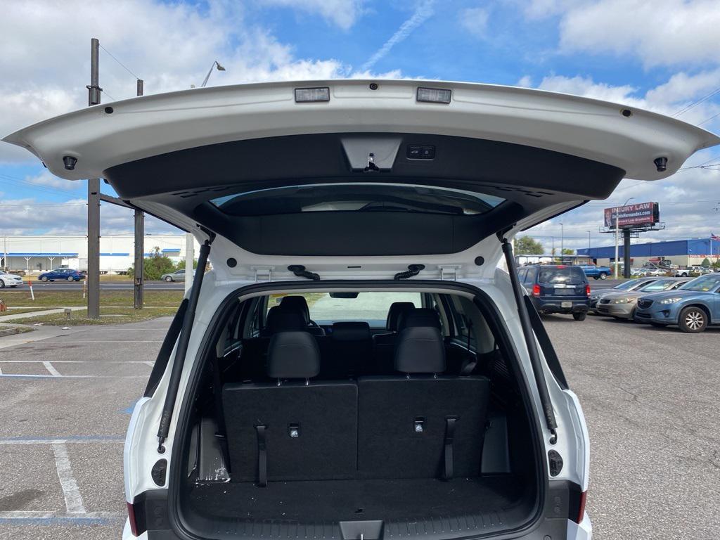 used 2024 Hyundai Santa Fe car, priced at $25,991