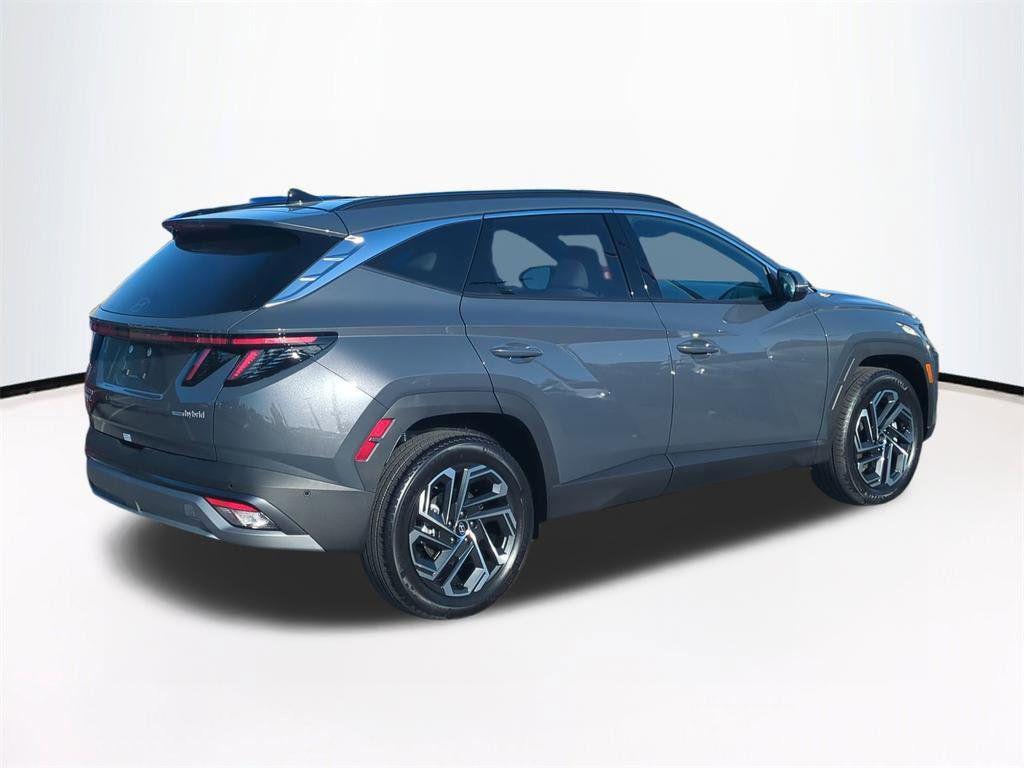 new 2026 Hyundai TUCSON Hybrid car, priced at $38,450