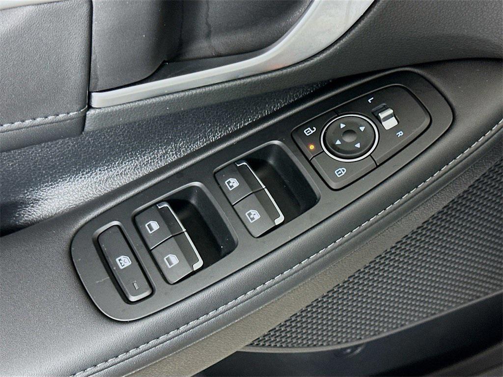 new 2025 Hyundai Sonata Hybrid car, priced at $33,967