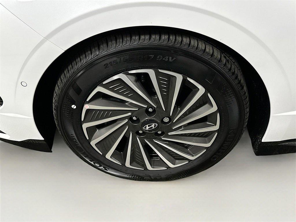 new 2025 Hyundai Sonata Hybrid car, priced at $33,967