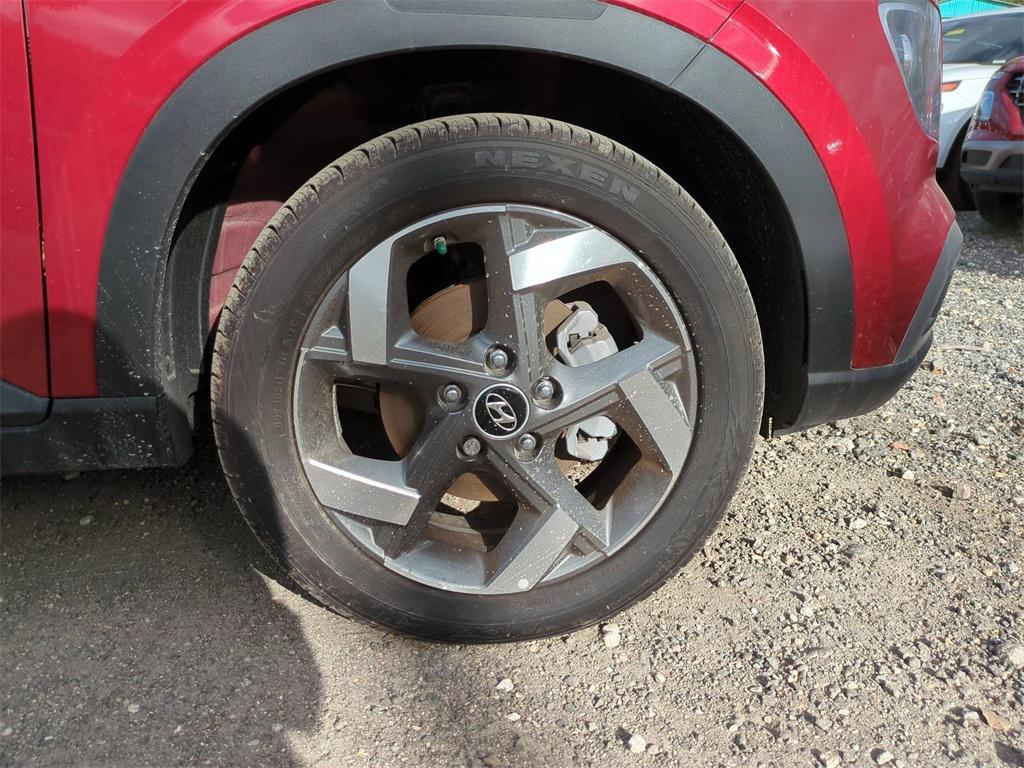 new 2025 Hyundai Venue car, priced at $21,057