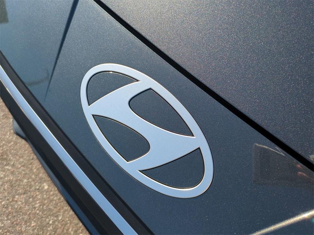new 2026 Hyundai ELANTRA HEV car, priced at $27,121