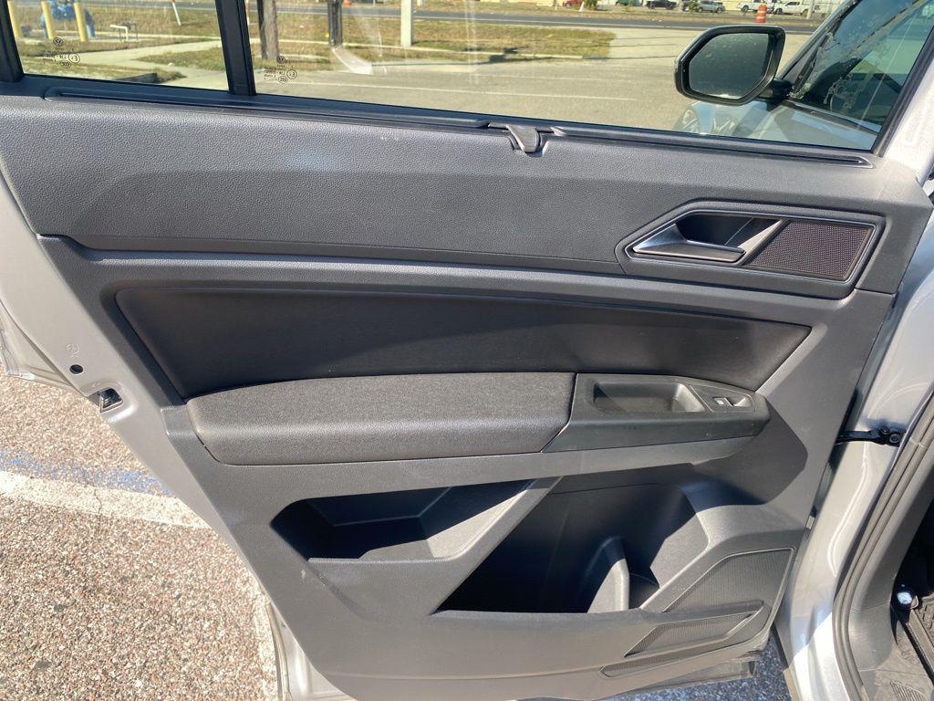 used 2018 Volkswagen Atlas car, priced at $13,991