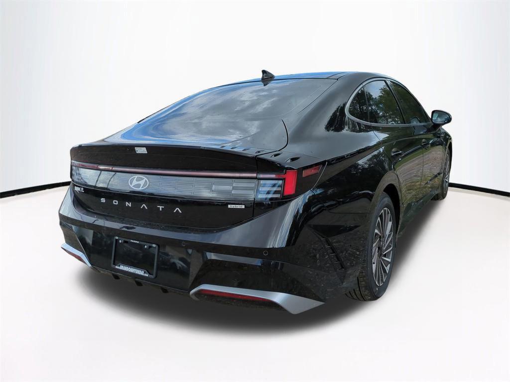 new 2025 Hyundai Sonata Hybrid car, priced at $33,582