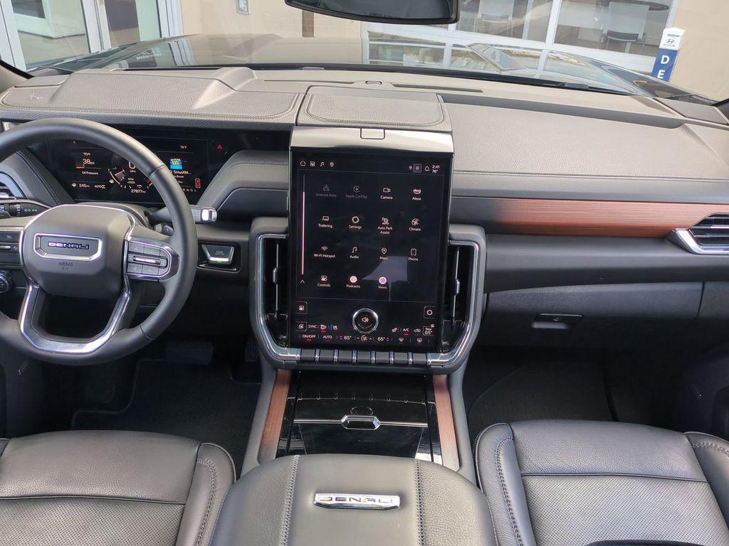 used 2025 GMC Yukon car, priced at $64,885