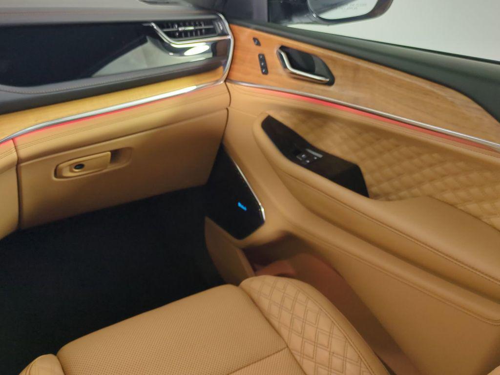 used 2024 Jeep Grand Cherokee car, priced at $46,094