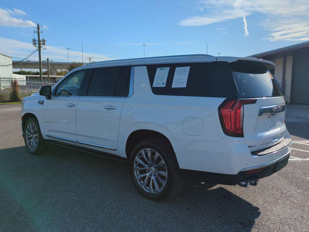 used 2021 GMC Yukon XL car, priced at $42,996