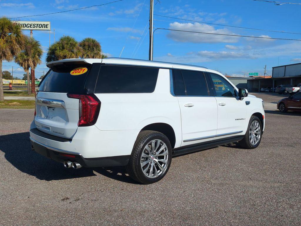 used 2021 GMC Yukon XL car, priced at $42,996