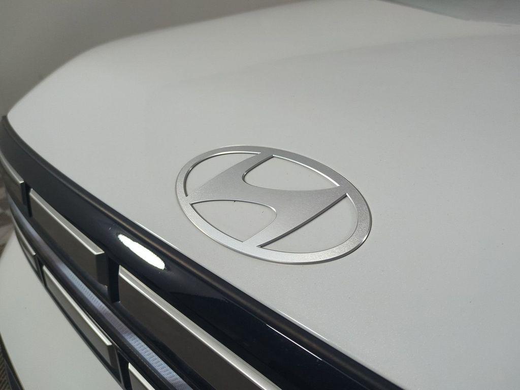 used 2025 Hyundai Santa Fe car, priced at $29,337