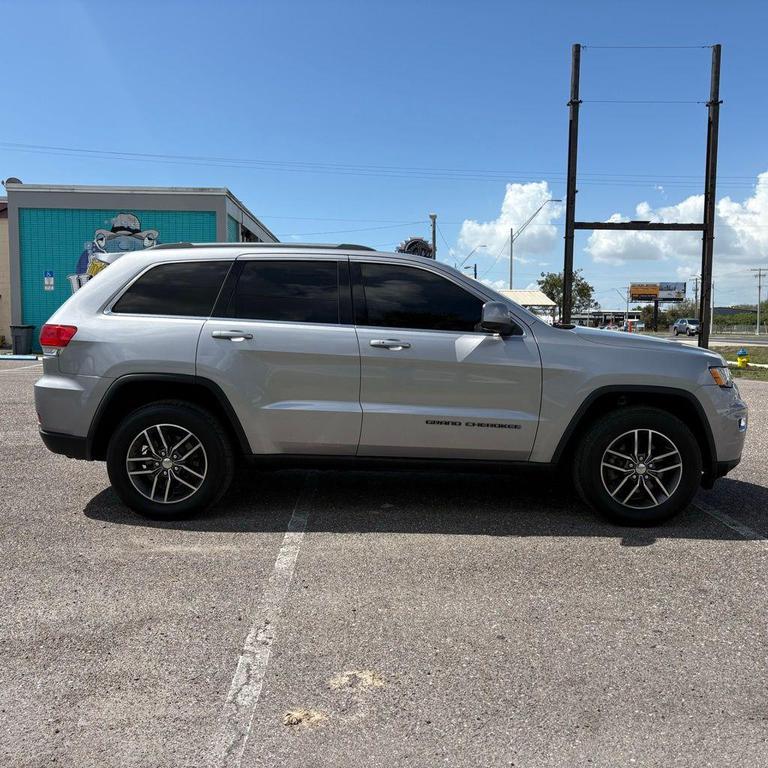 used 2018 Jeep Grand Cherokee car, priced at $13,611