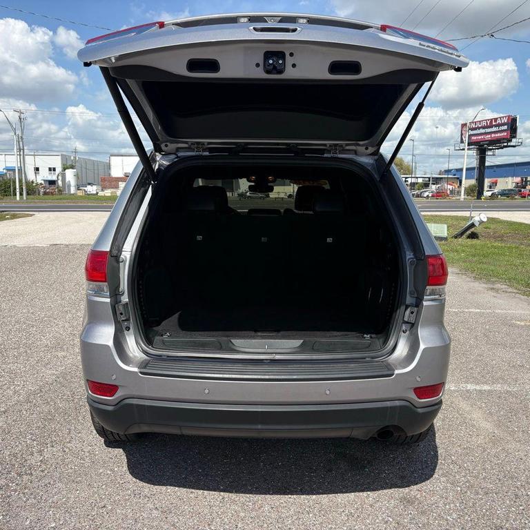 used 2018 Jeep Grand Cherokee car, priced at $13,611