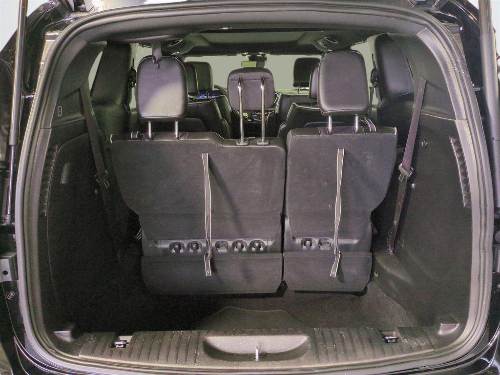 used 2025 Chrysler Pacifica car, priced at $32,789