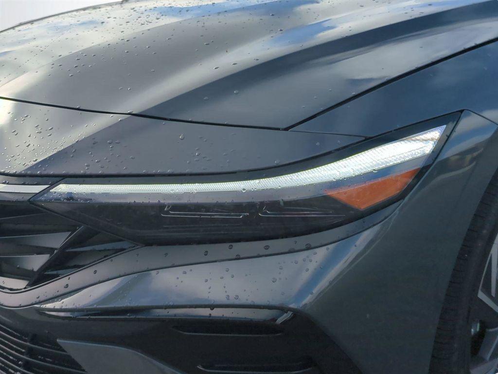 new 2026 Hyundai ELANTRA HEV car, priced at $28,916