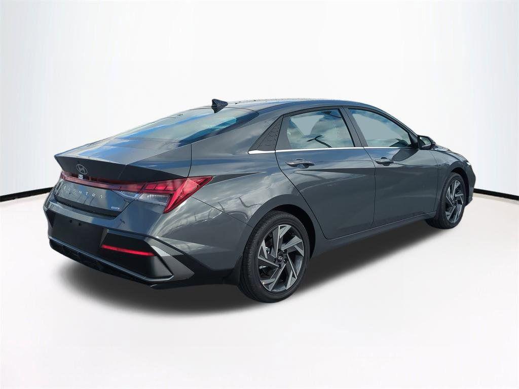 new 2026 Hyundai ELANTRA HEV car, priced at $28,916