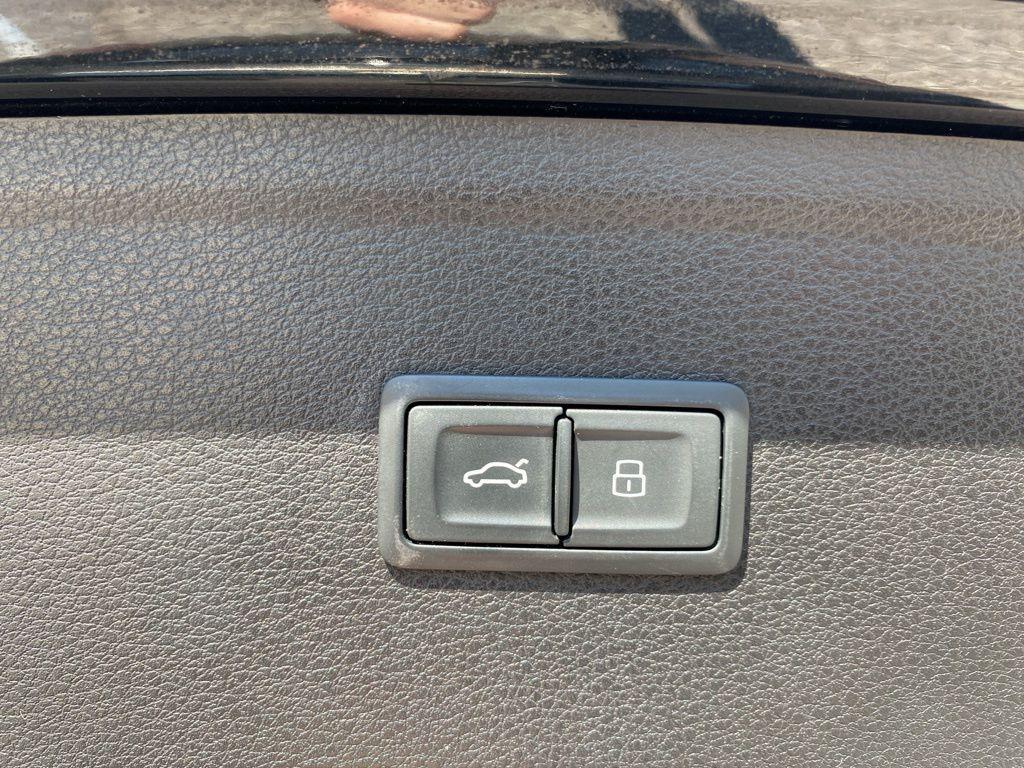 used 2018 Audi Q5 car, priced at $15,130