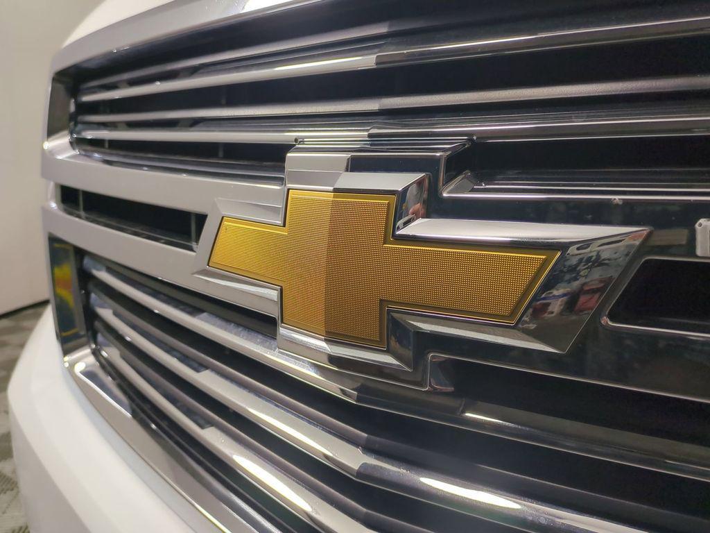 used 2019 Chevrolet Suburban car, priced at $31,515
