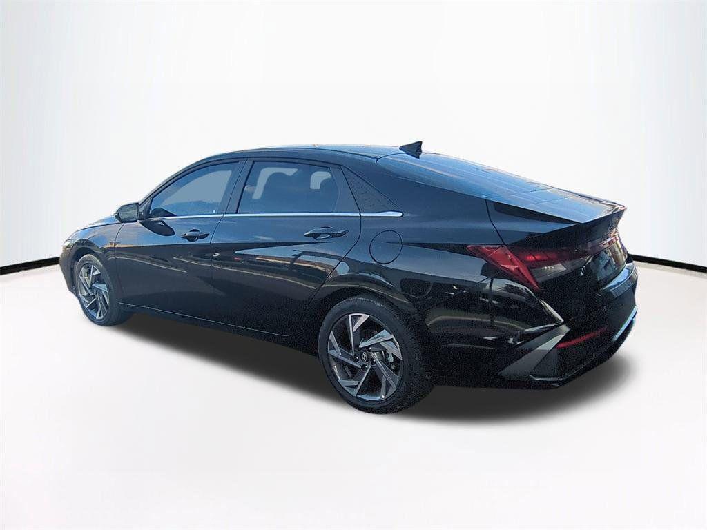 new 2026 Hyundai ELANTRA HEV car, priced at $30,192