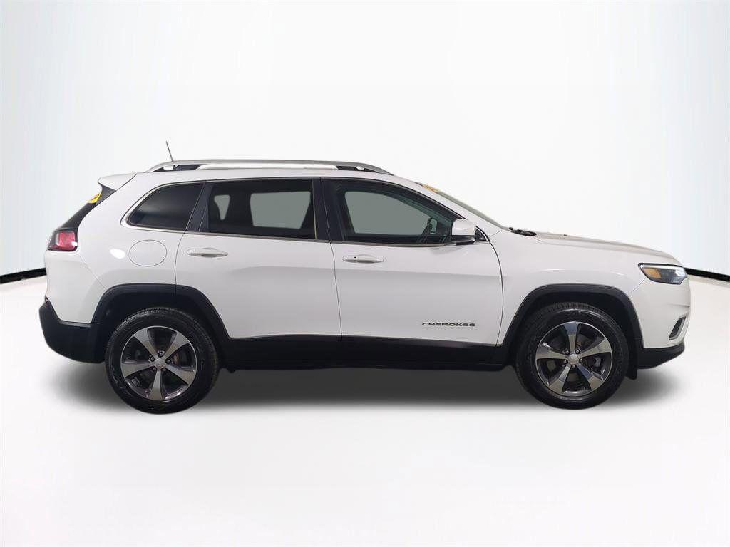 used 2019 Jeep Cherokee car, priced at $16,198