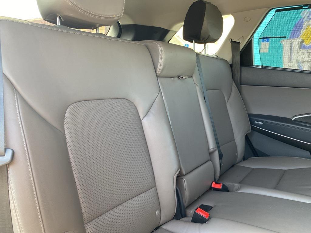 used 2019 Hyundai Santa Fe XL car, priced at $15,440