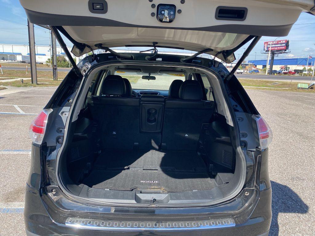 used 2015 Nissan Rogue car, priced at $13,158