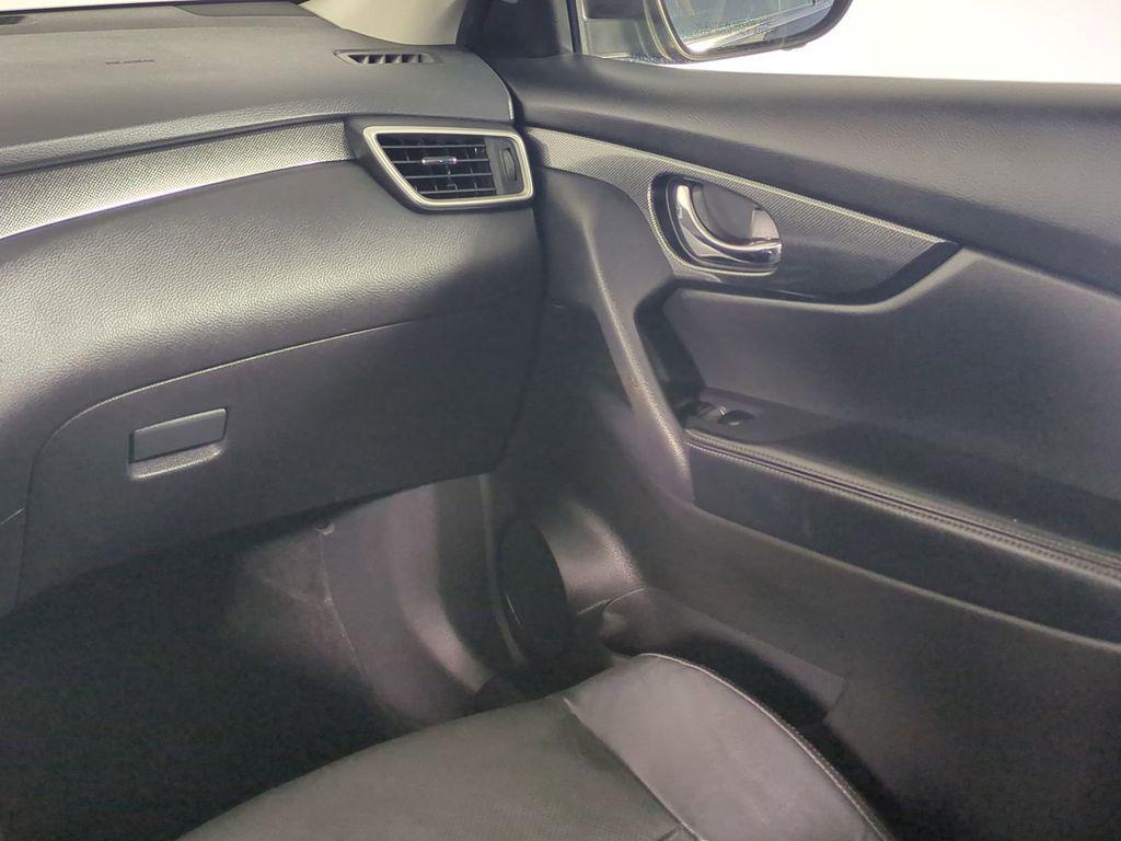 used 2015 Nissan Rogue car, priced at $11,345