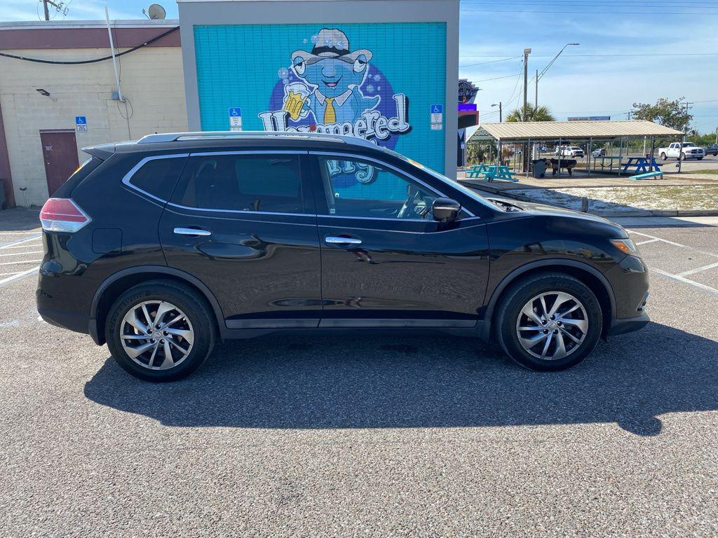 used 2015 Nissan Rogue car, priced at $13,158